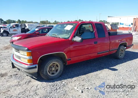 1998 Chevrolet C1500 Fleetside z USA, uszkodzony, nr VIN 1GCEC19R2WR119614